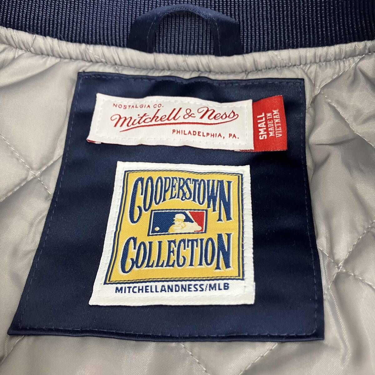 Mitchell&Ness ミッチェルアンドネス／ブルー×シルバー／YANKEES