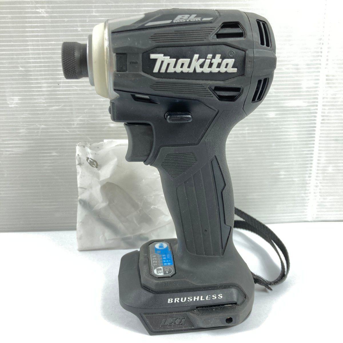 MAKITA マキタ 18 V 充電式インパクトドライバ 本体のみ TD 172 D ブラック
