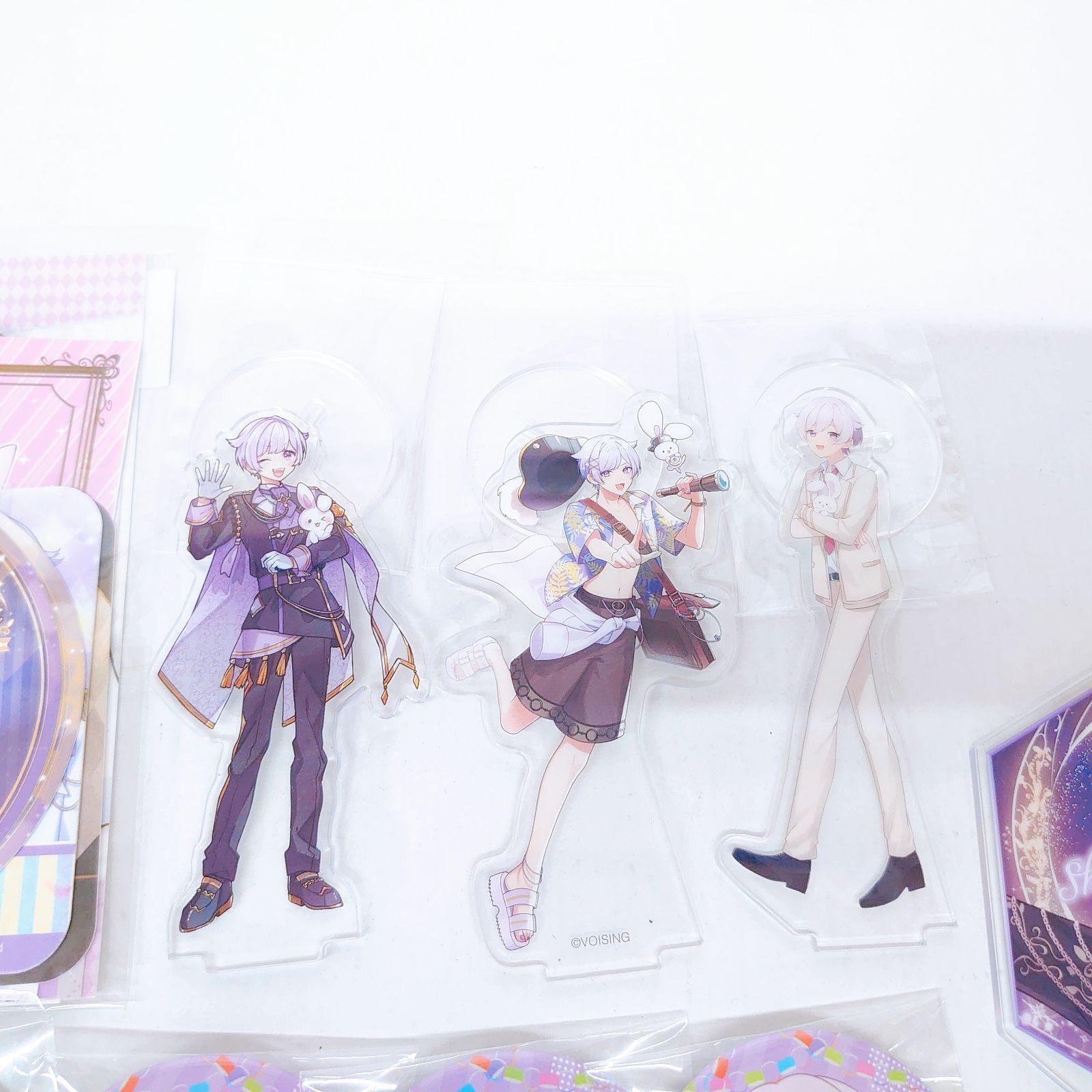 まとめ売り】いれいす 初兎 缶バッジ アクリルスタンド セット - メルカリ