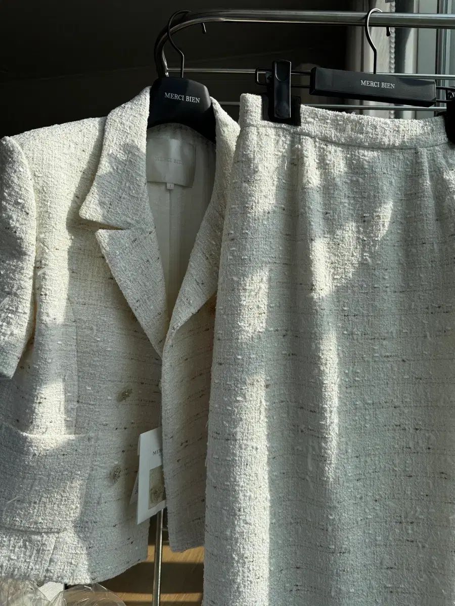 メルシービアン メビ ドレジャケット ドレスカート セットアップ