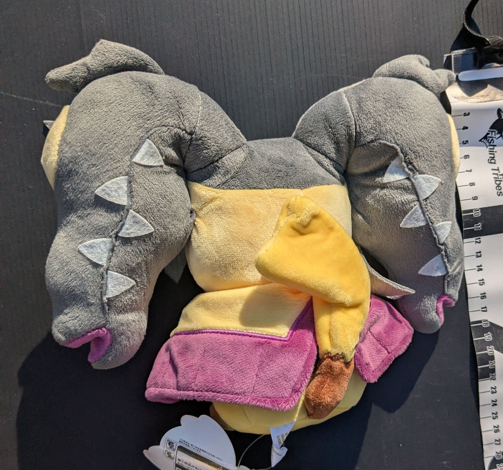 メガクチートのポンチョを着たピカチュウ #ピカチュウ #ぬいぐるみ