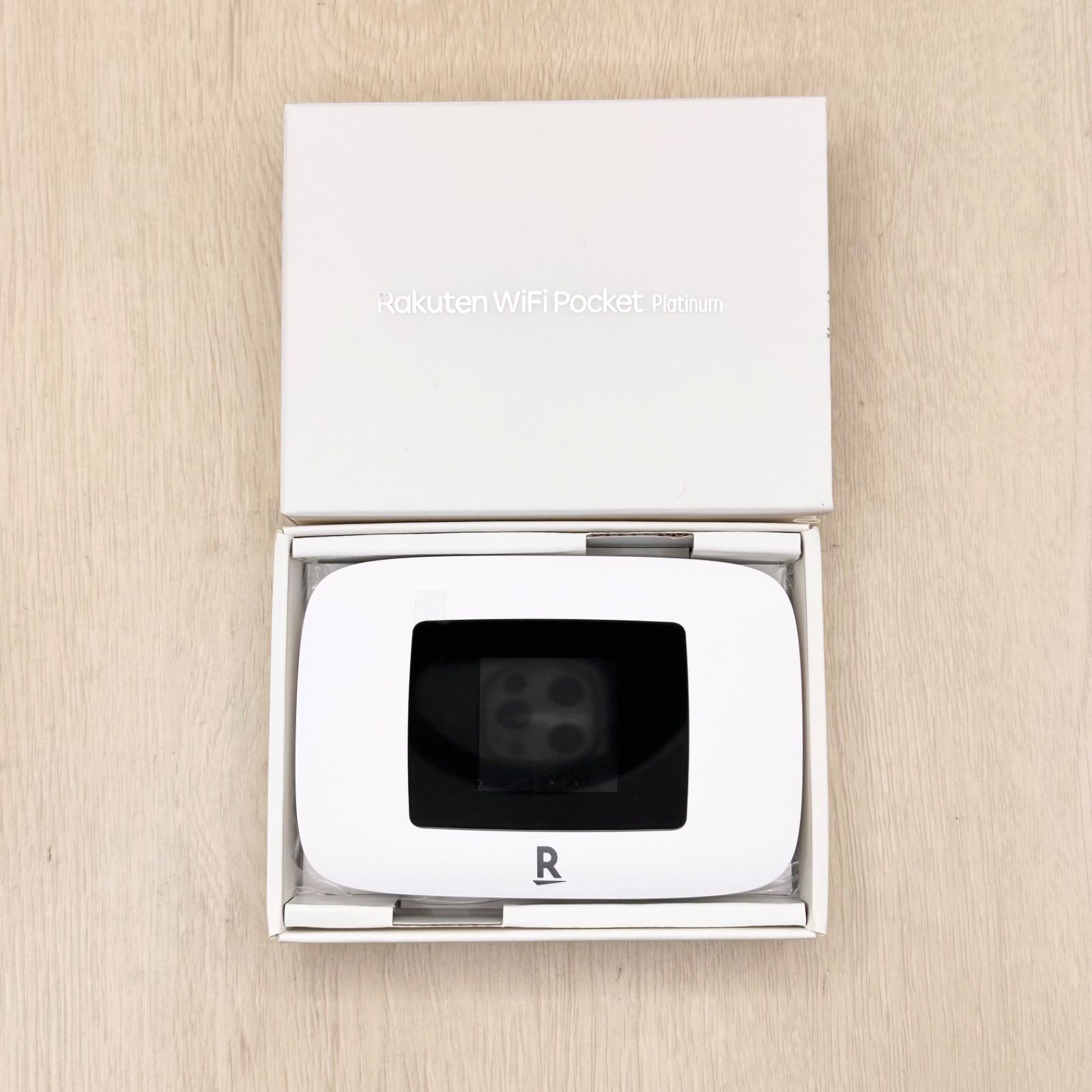 T99W541 Rakuten RakutenWiFi Pocket Platinum モバイルWiFiルーター 