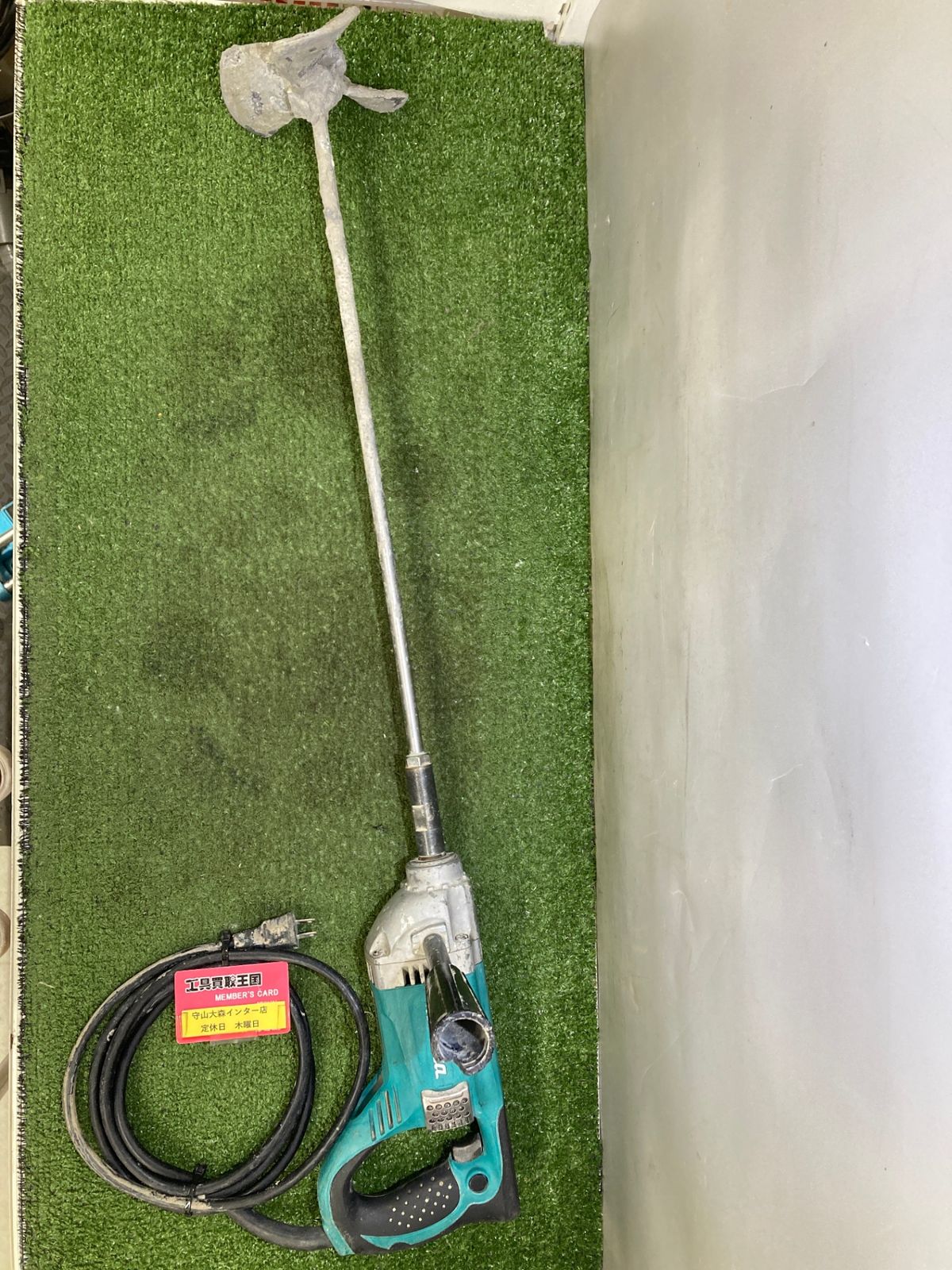 品 0921 makita マキタ カクハン機 UT 2204