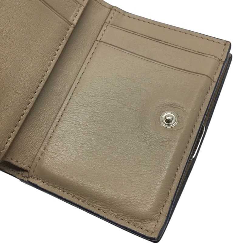 レザー ベージュ系