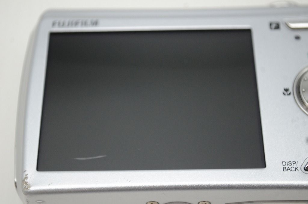 FUJIFILM フジフィルム FinePix F100fd コンパクトデジタルカメラ