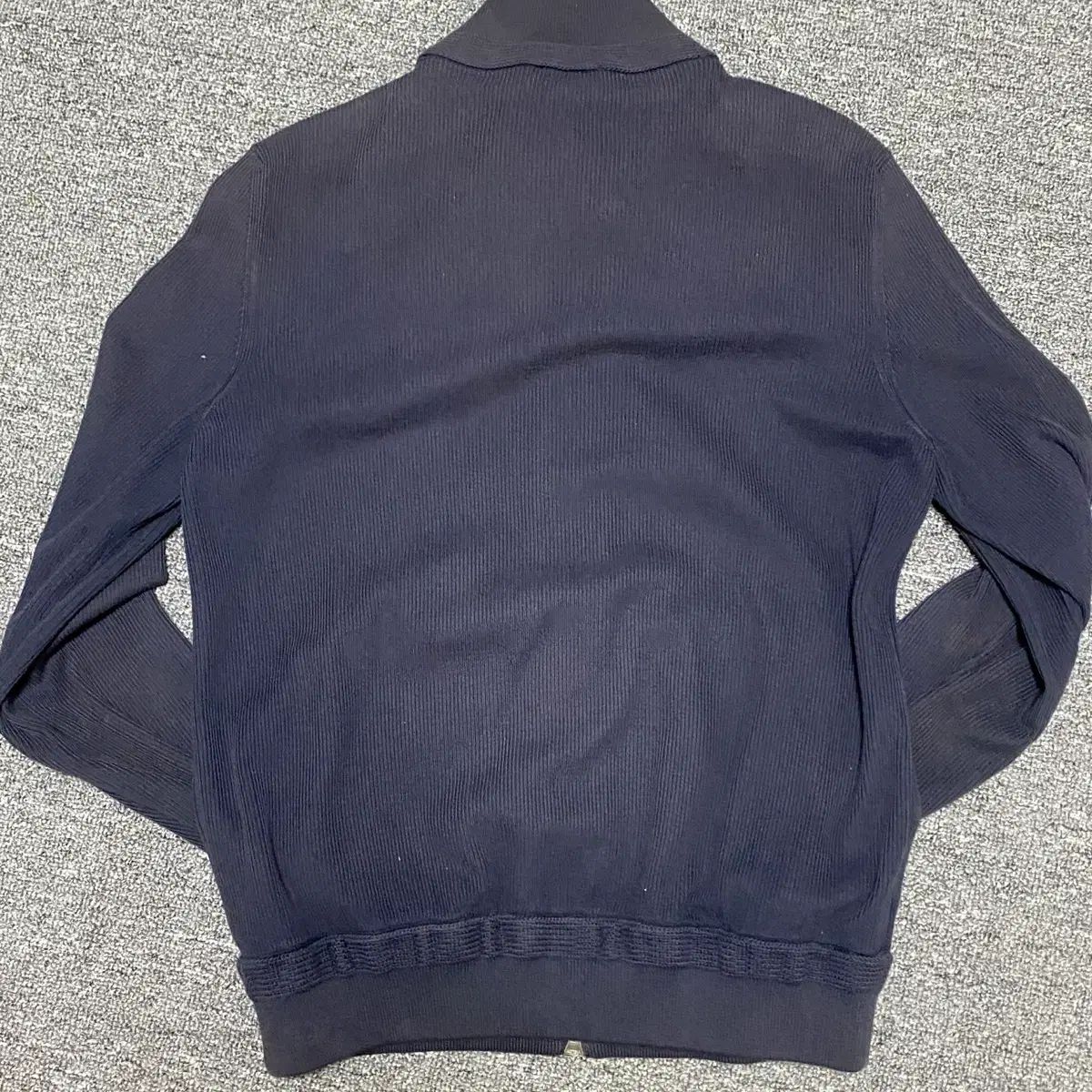 モンクレール ニットジップアップ