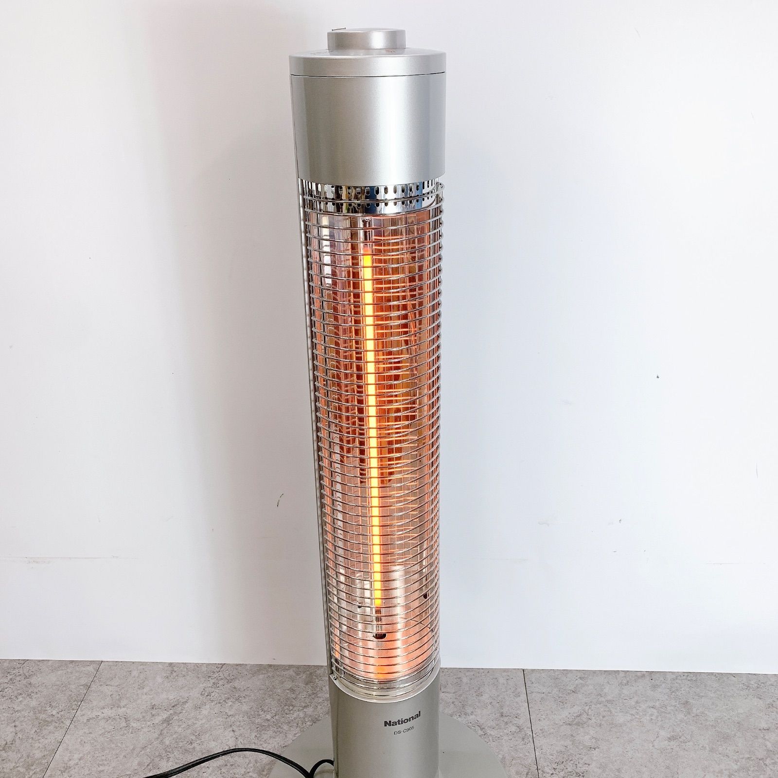 Y-489 National ナショナル 電気ストーブ DS-C905 シルバー 動作確認