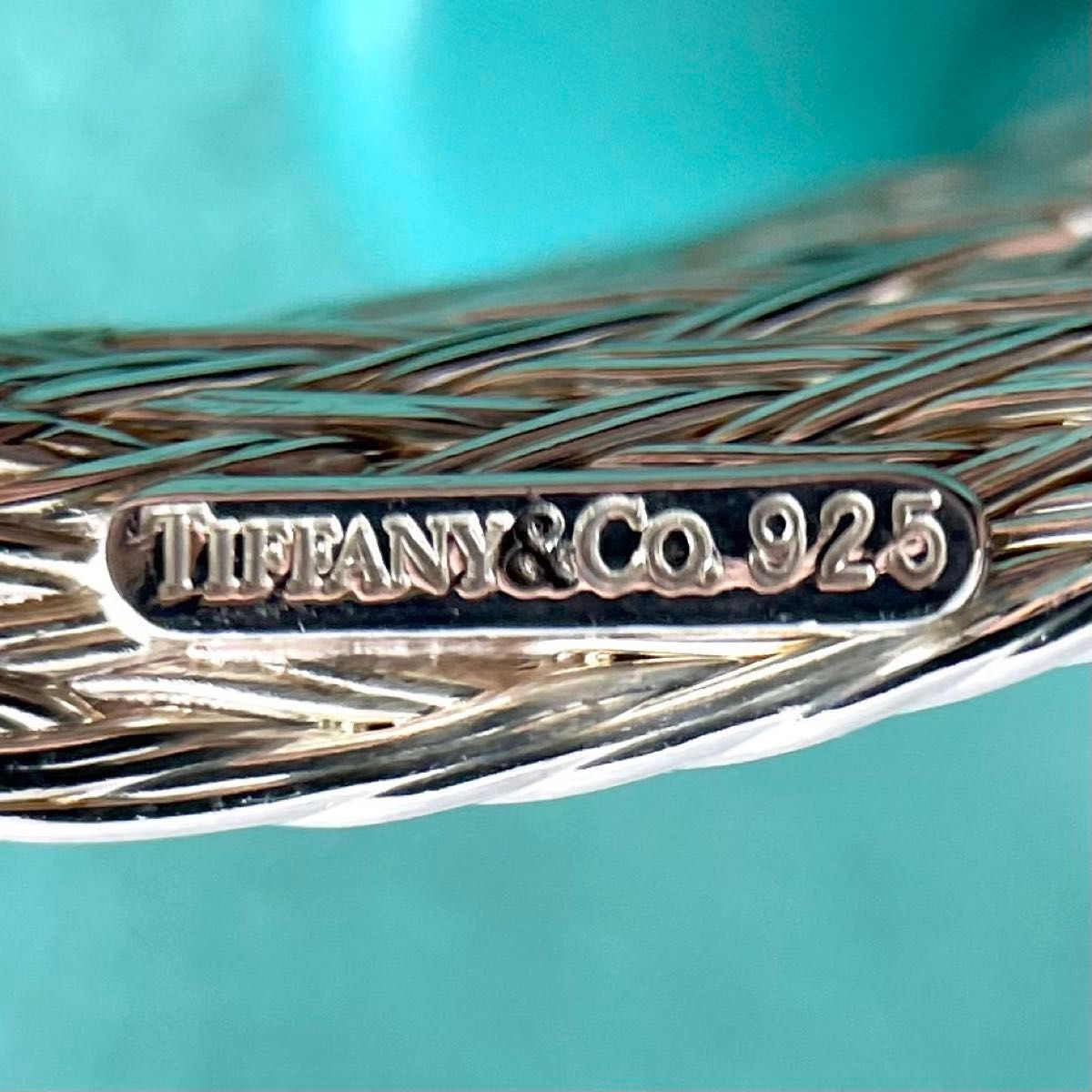 美品✨ 箱付き✨ ティファニー　リーフ　葉　ブローチ　シルバー ティファニー 美品 リーフ メッシュ ブローチ シルバー 葉っぱ WI1fe