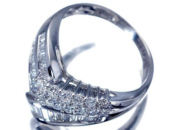 ジュエリー極】超豪華V字デザイン！2カット上質天然ダイヤモンド1.00