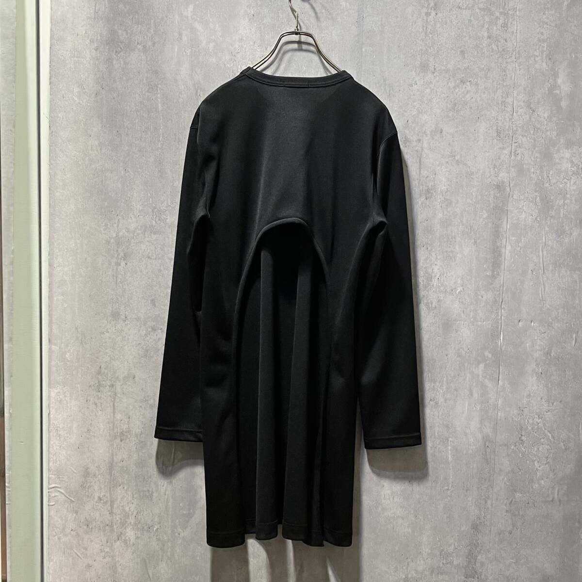 20AW COMME des GARCONS HOMME PLUS 背開きエステルカットソー