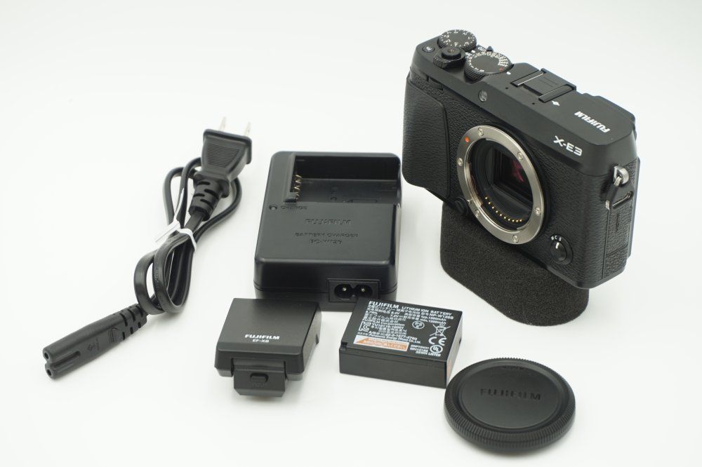 富士フイルム ミラーレス一眼カメラ X E 3ブラック 3 B
