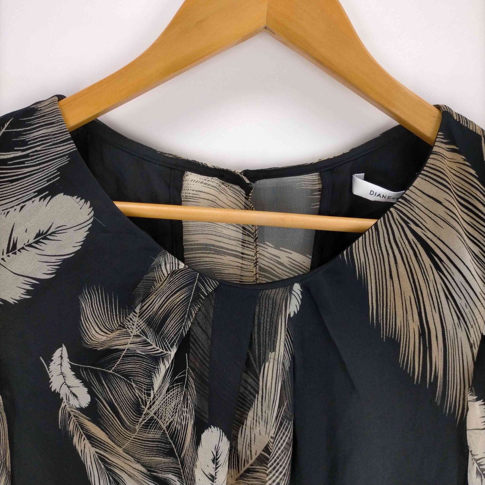 ダイアンフォンファステンバーグ DIANE VON FURSTENBERG シルク100% 総 