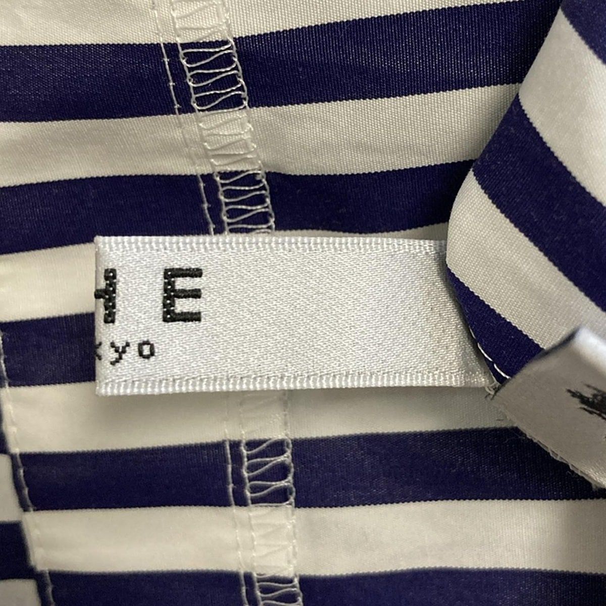 【新品タグつき】SHE Tokyo Norah 白 長袖 Tシャツ Fサイズ SHE Tokyo(シートーキョー) 長袖カットソー サイズF レディース美品