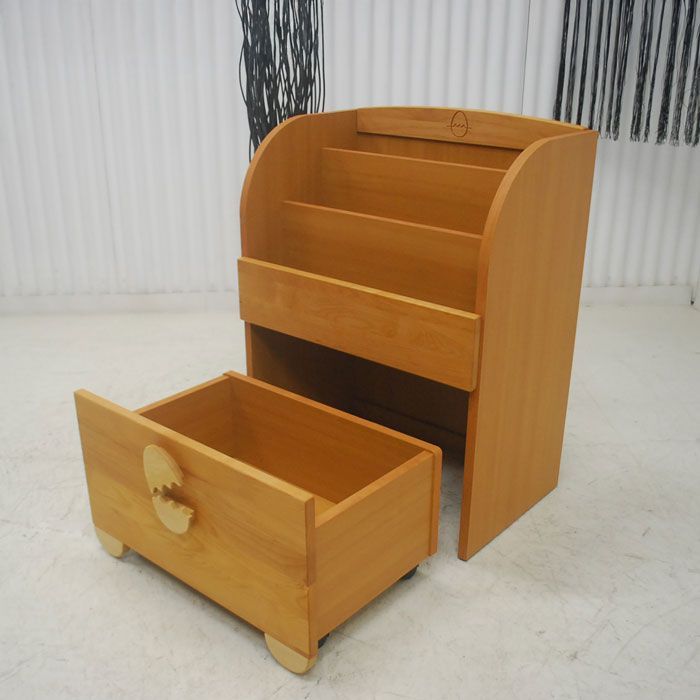 アウトレット 現品限り 一部 大 開封品 自然塗装仕上げ 絵本ラック 完成品でのお届け おもちゃ箱 250201-エッグ60おもちゃ箱