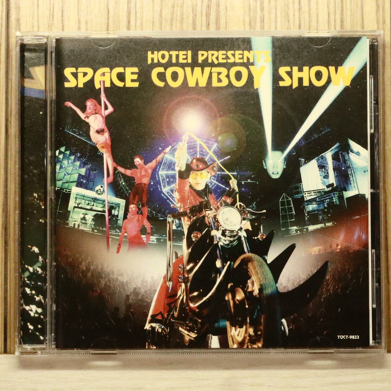 国内盤CD☆布袋寅泰/Tomoyasu Hotei□ SPACE COWBOY SHOW 【TOCT9823
