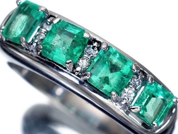 ジュエリー なエメラルドグリーン 良質天然エメラルド1.07 ct＆ダイヤモンド0.07 ct Pt 900リング h 8061 kz