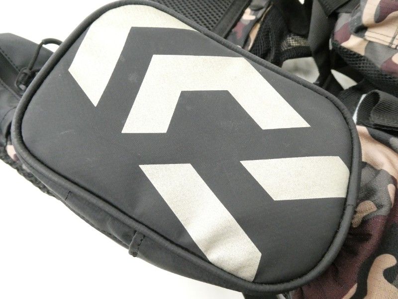 ダイワ ベンチクールゲームベスト3 02-