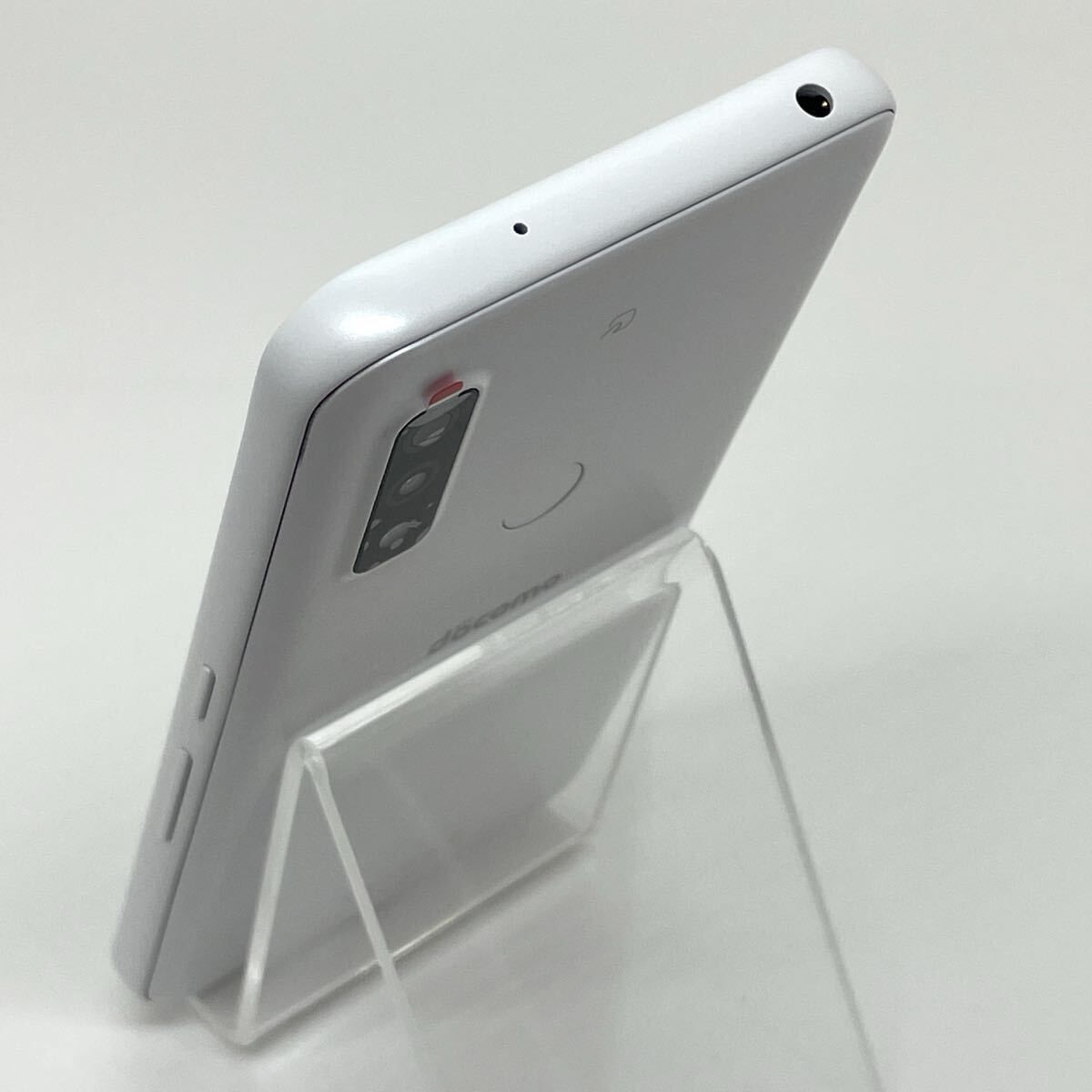 新品同様】arrows We F-51B ホワイト docomo SIMフリー 64GB／4GB