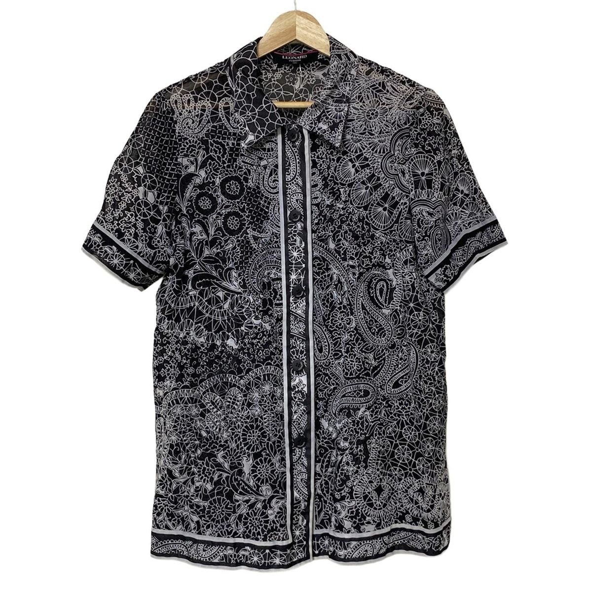 LEONARD 花柄 半袖 Vネックシャツ 黒 LEONARD レオナール 花柄 Vネック 半袖トップス - メルカリ