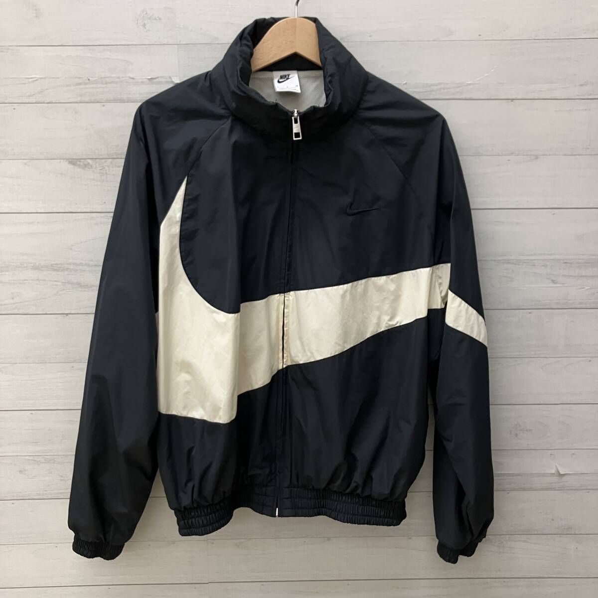 NIKE ナイキ ジップブルゾン フード付きナイロンジャケット メンズ S 
