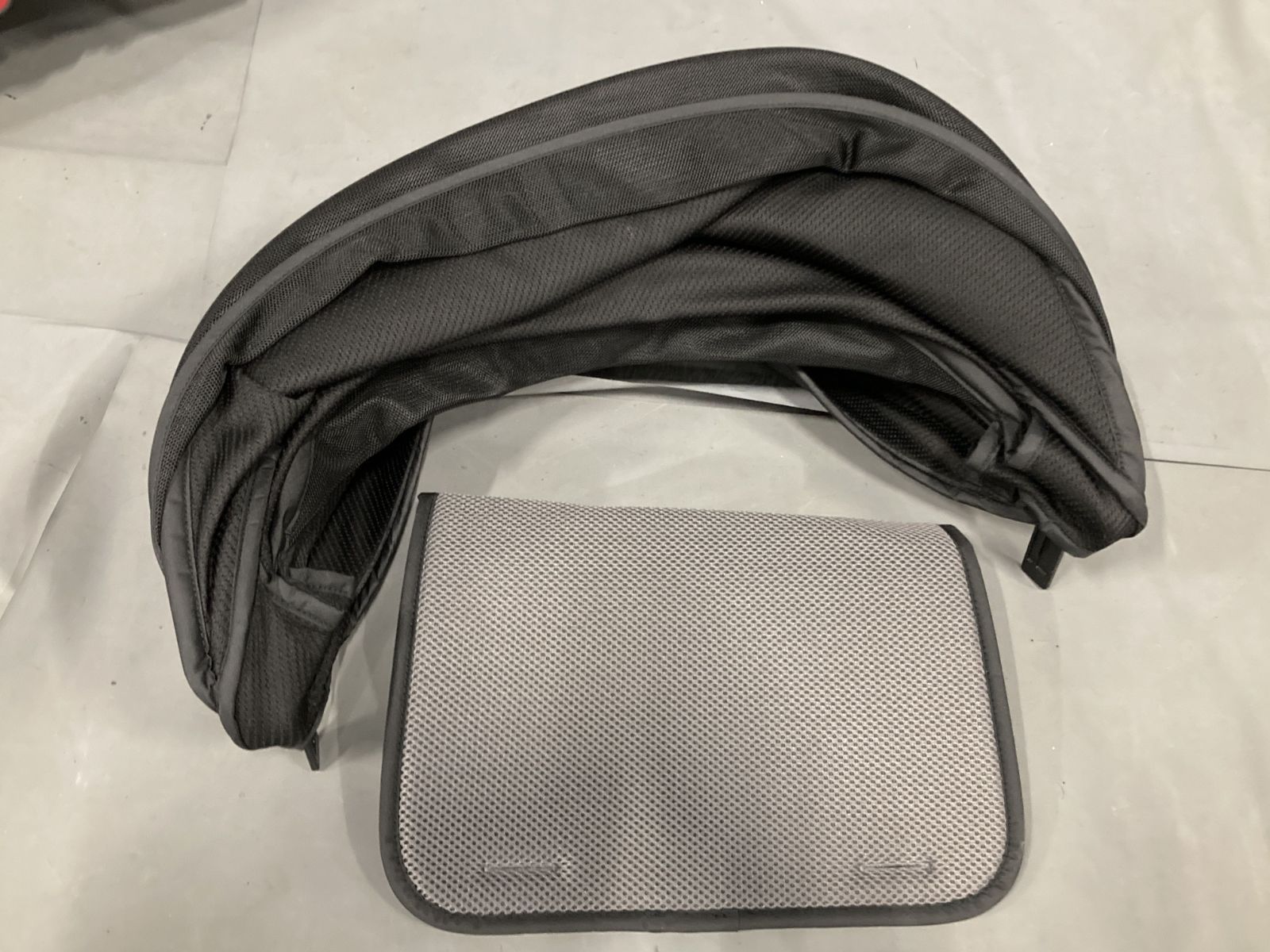  Aprica アップリカ クルリラ チャイルドシート 回転式 ISOFIX 新生児対応 振動吸収 ハイグレードモデル 乗り心地快適 ベルト調整可 インナークッション付 サンシェード付 取扱説明書あり 車用チャイルドシート チャイルドシート