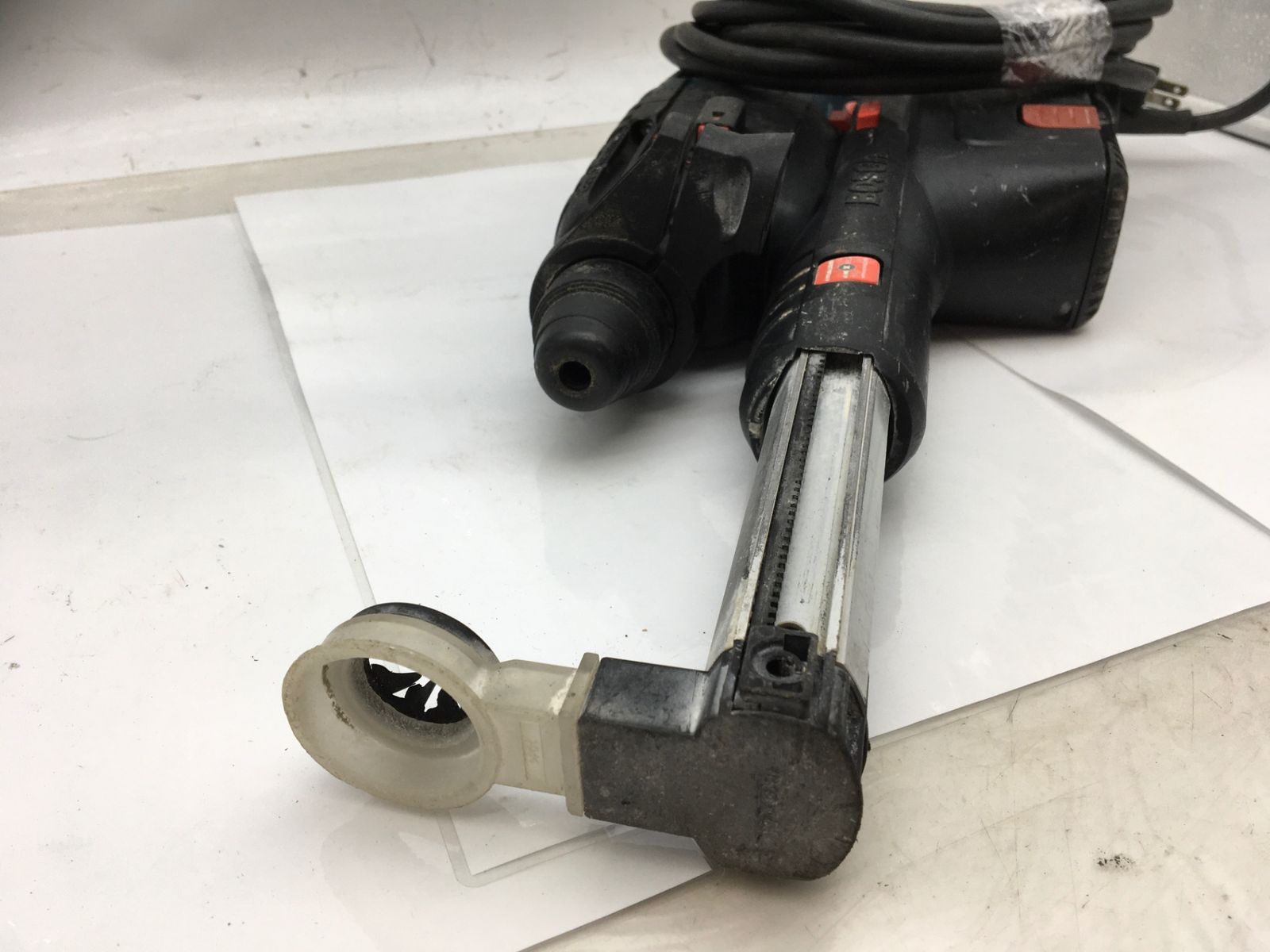  品 BOSCH ボッシュ SDS-PLUS 吸じんハンマードリル GBH 2-23 REA エコツー M 02 電動ハンマードリル ドリル ドライバー レンチ