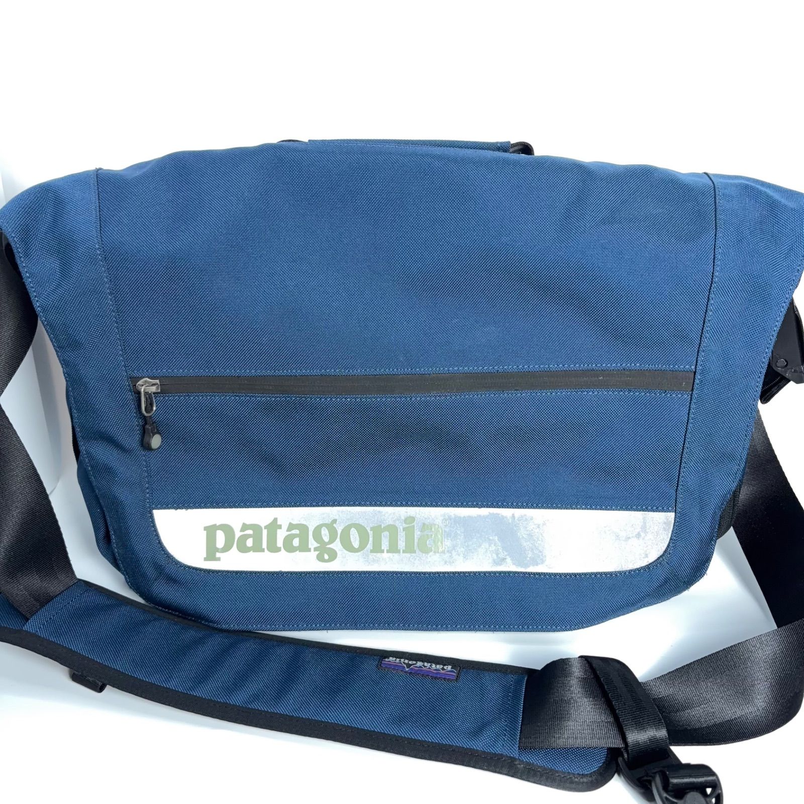 美品 patagonia パタゴニア ハーフマス ナイロン メッセンジャーバッグ 美品 patagonia パタゴニア ハーフマス ナイロン メッセンジャーバッグ