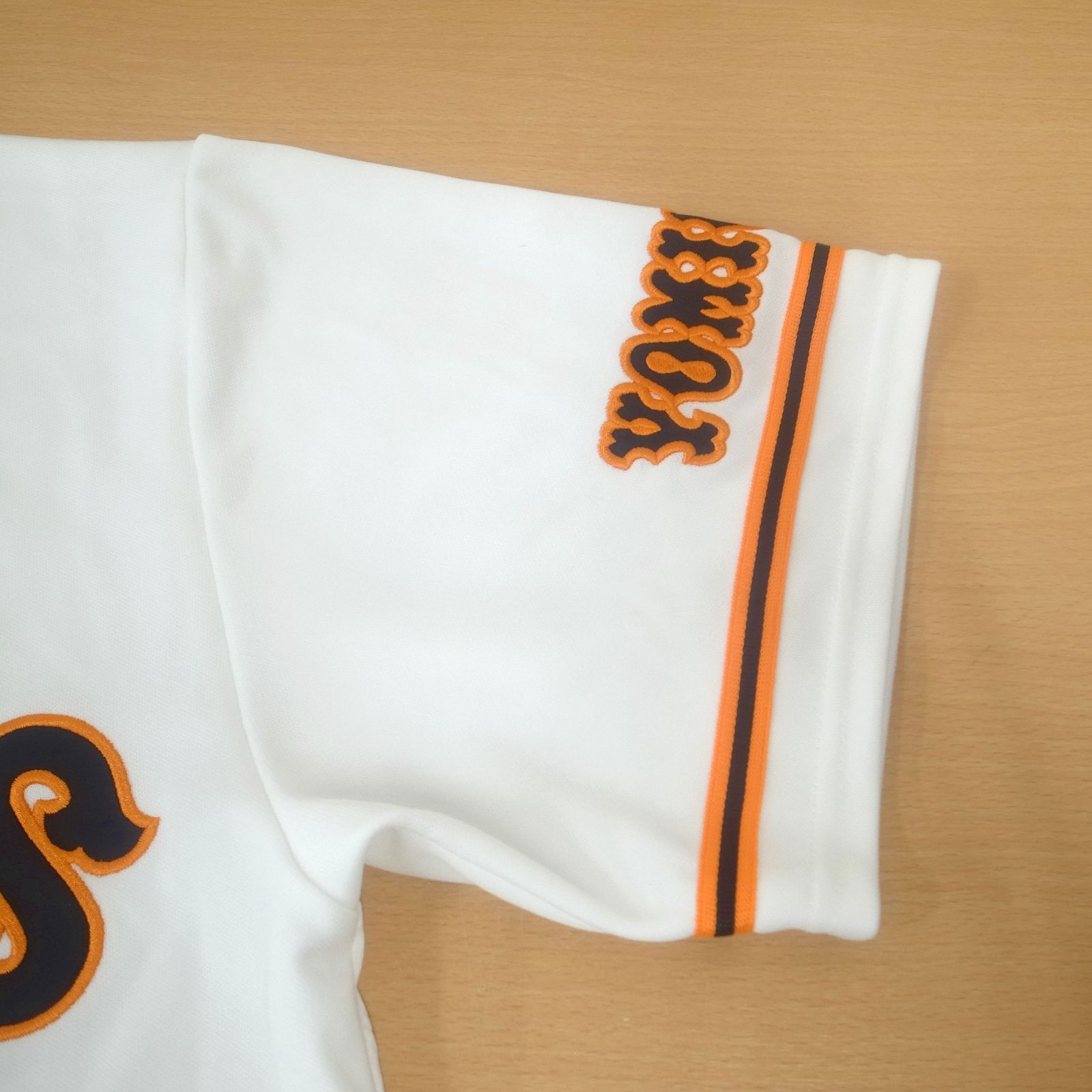 読売ジャイアンツ 読売巨人軍 ユニフォーム アンダーアーマー製 亀井