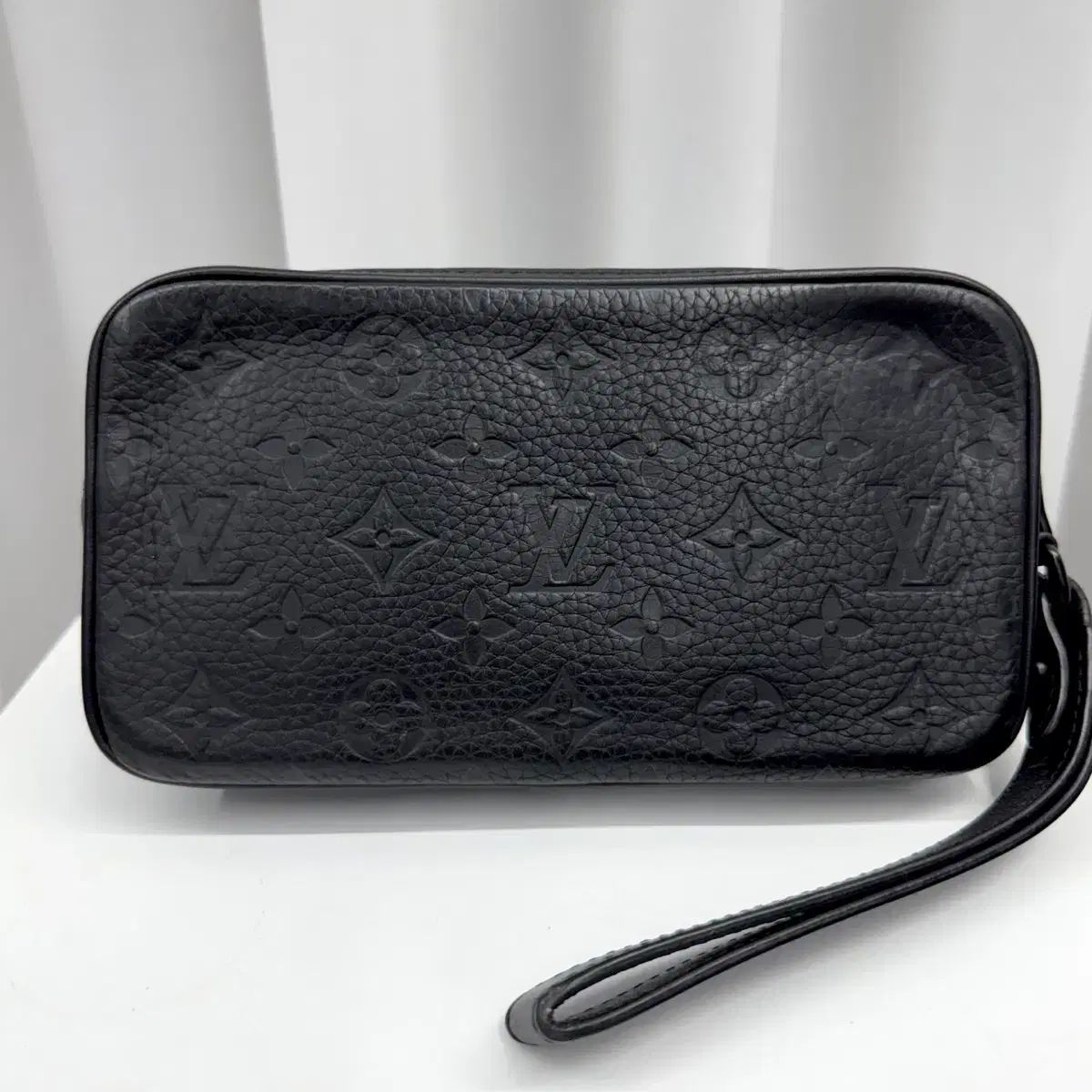 Louis Vuitton トゥー ルイヴィトン ヴァージル ボール クラッチバッグ