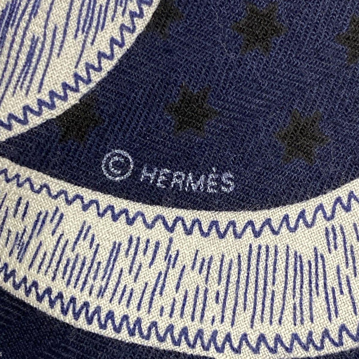 HERMES エルメス ストール ショール カレ140 ネイビー 白 黒 スター 星 ドット柄 カシミヤ シルク
