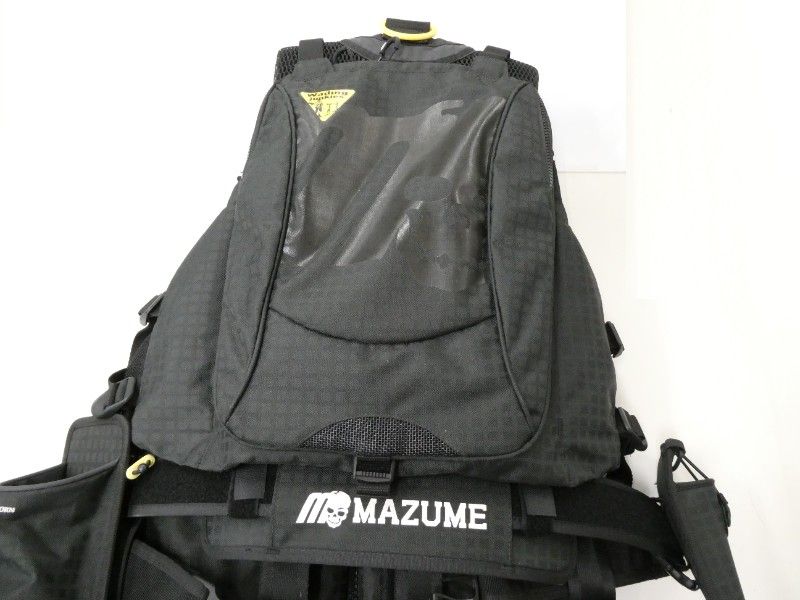 レッドムーンライフジャケットIX