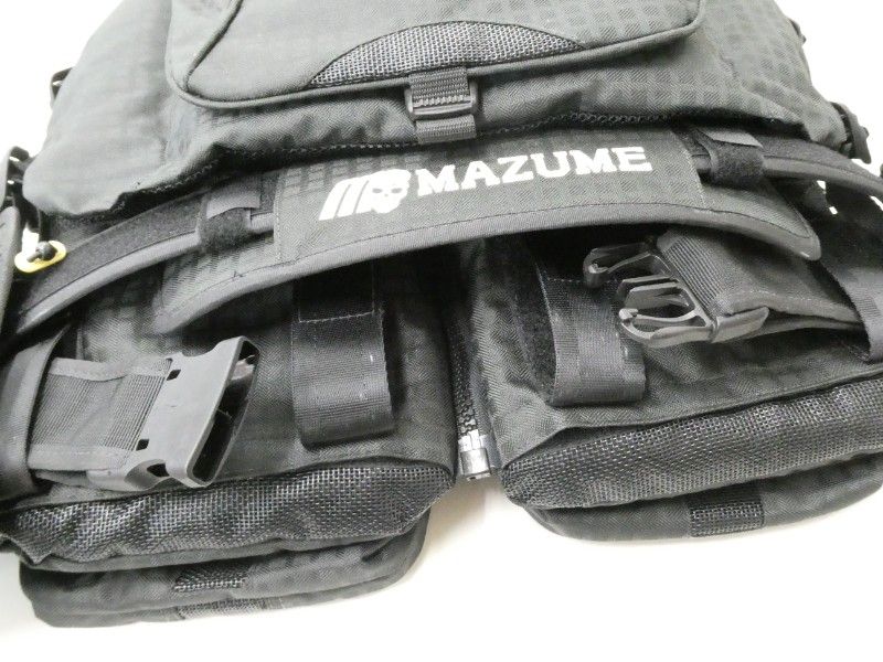 レッドムーンライフジャケットIX