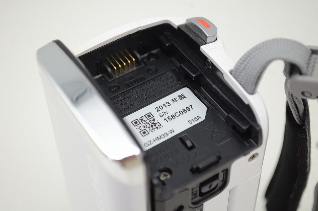 美品 JVC ケンウッド Everio GZ-HM33 デジタルビデオカメラ ホワイト