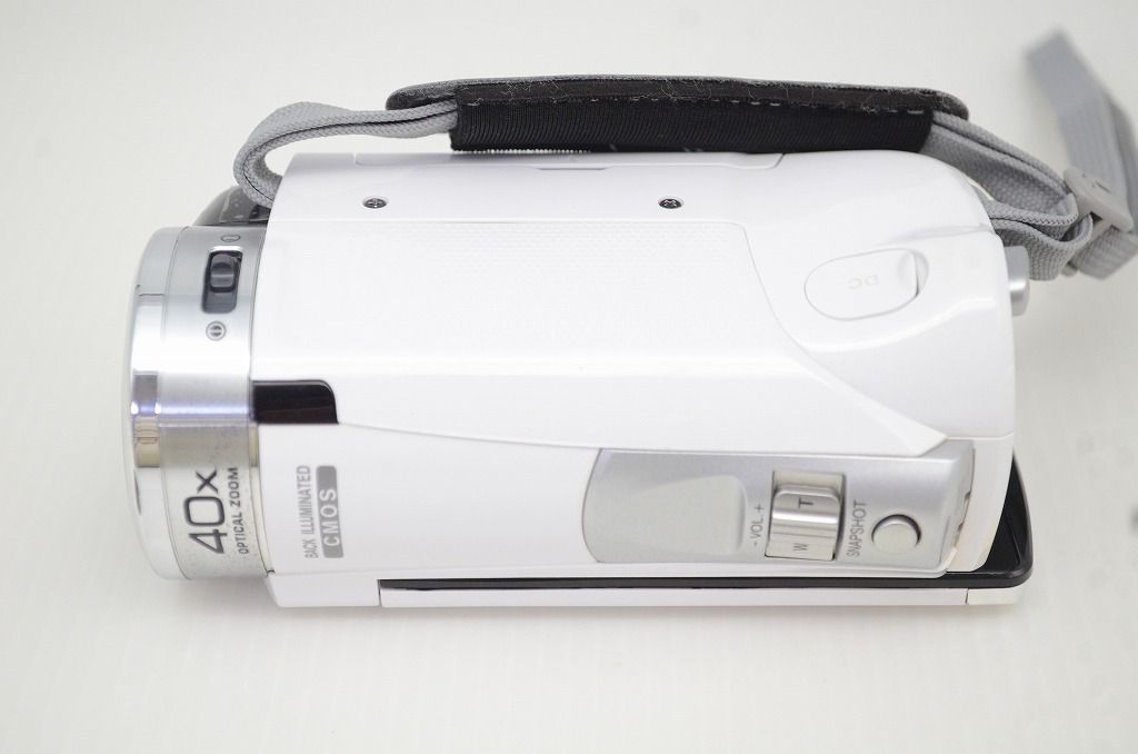 美品 JVC ケンウッド Everio GZ-HM33 デジタルビデオカメラ ホワイト