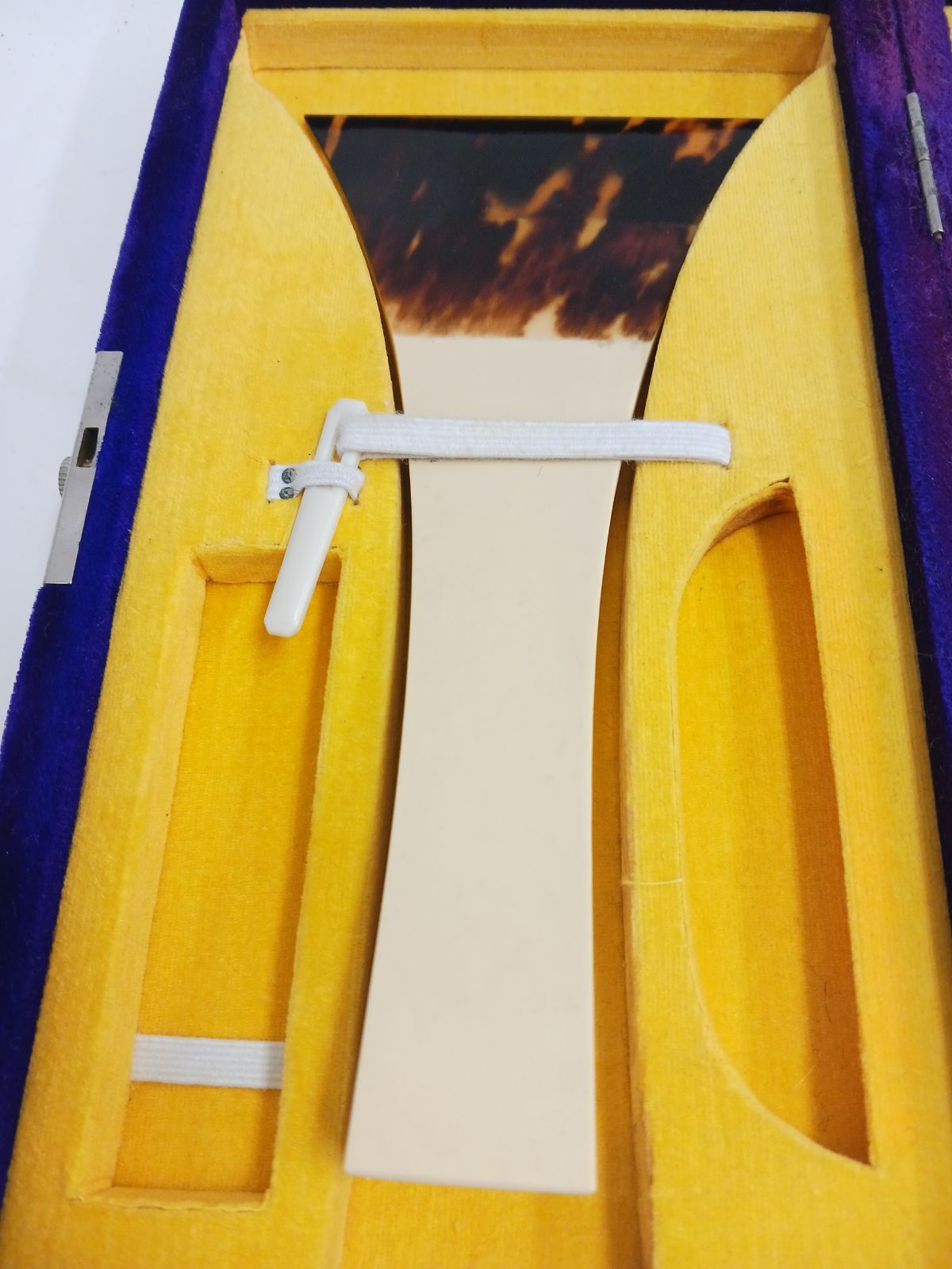 三味線バチ 中古 鼈甲撥 中古品】津軽三味線用 鼈甲バチ 三味線撥 1枚甲 プラスチック持ち手