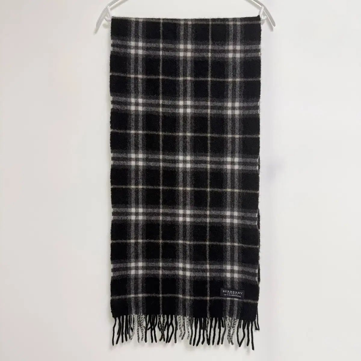 カシミア 100% バーバリー ブラック チェック マフラー - メルカリ
