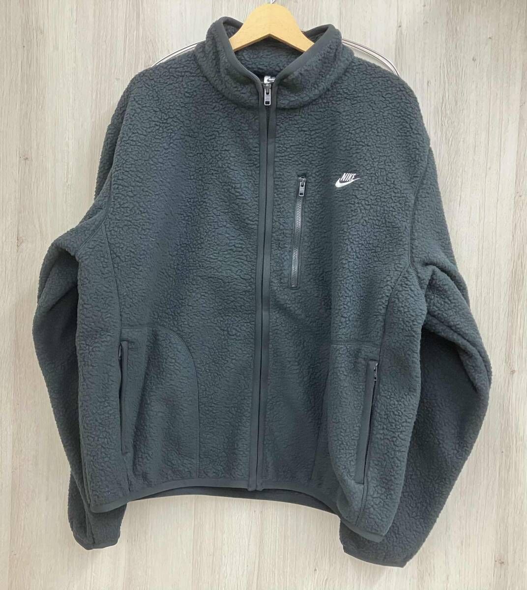 NIKE フリースFZ 0889 010 黒