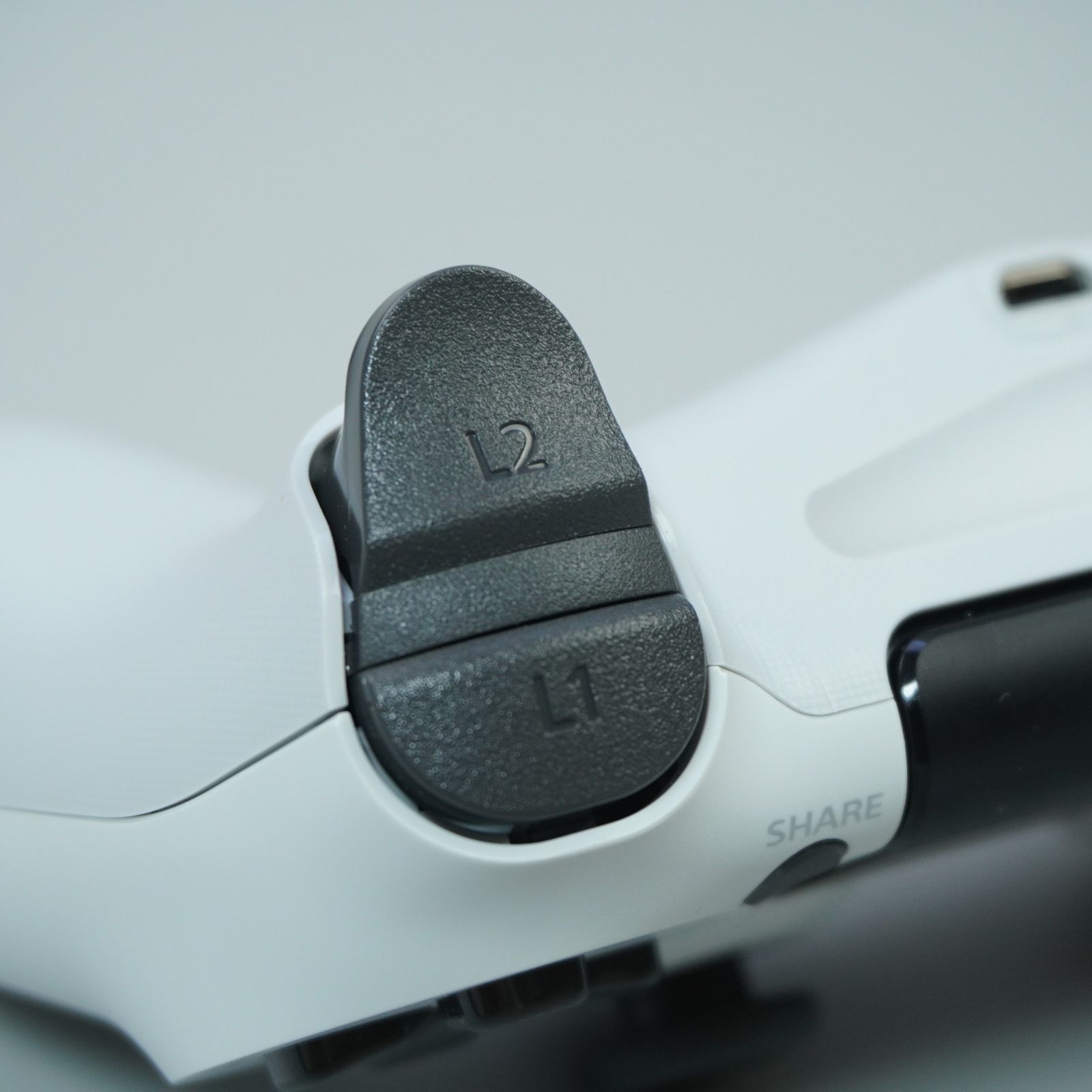  PS 4 コントローラー ペルソナ５ ザ ロイヤル Limited Edition グレイシャホワイト m 242 コントローラー 周辺機器