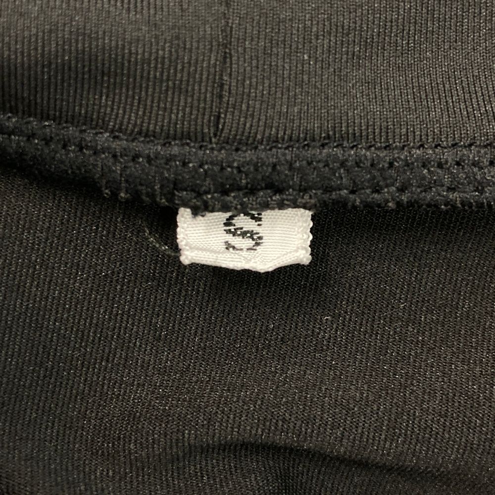 ハイネック長袖Tシャツ