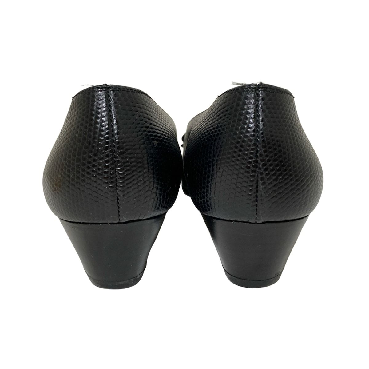  SalvatoreFerragamo サルバトーレフェラガモ パンプス 6 C レディース - 黒 型押し加工 ヴァラ レザー ハイヒール パンプス パンプス