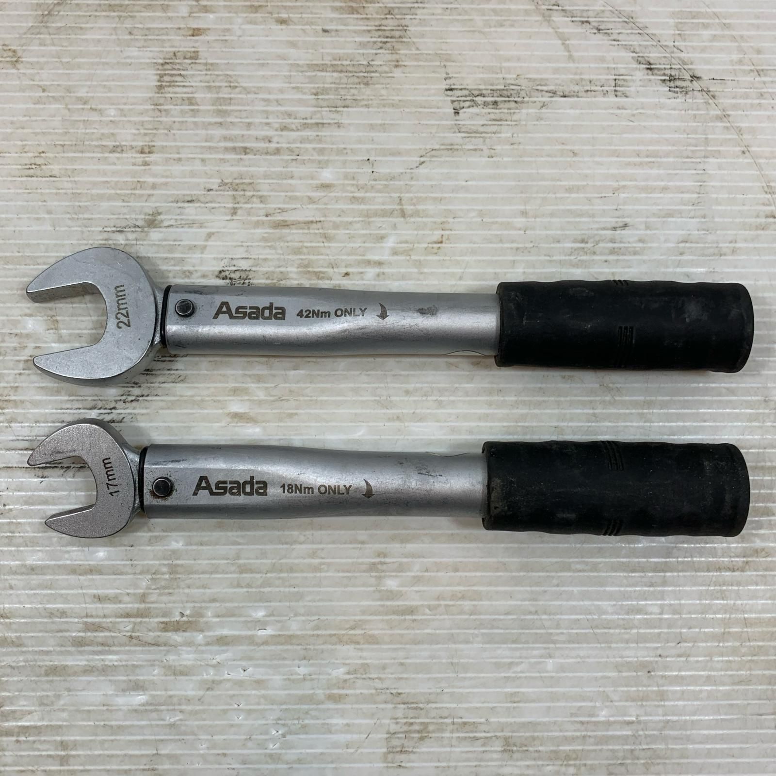 κκAsada ハンドツール トルクレンチ 17 mm 18 Nm 22 42 2本セット