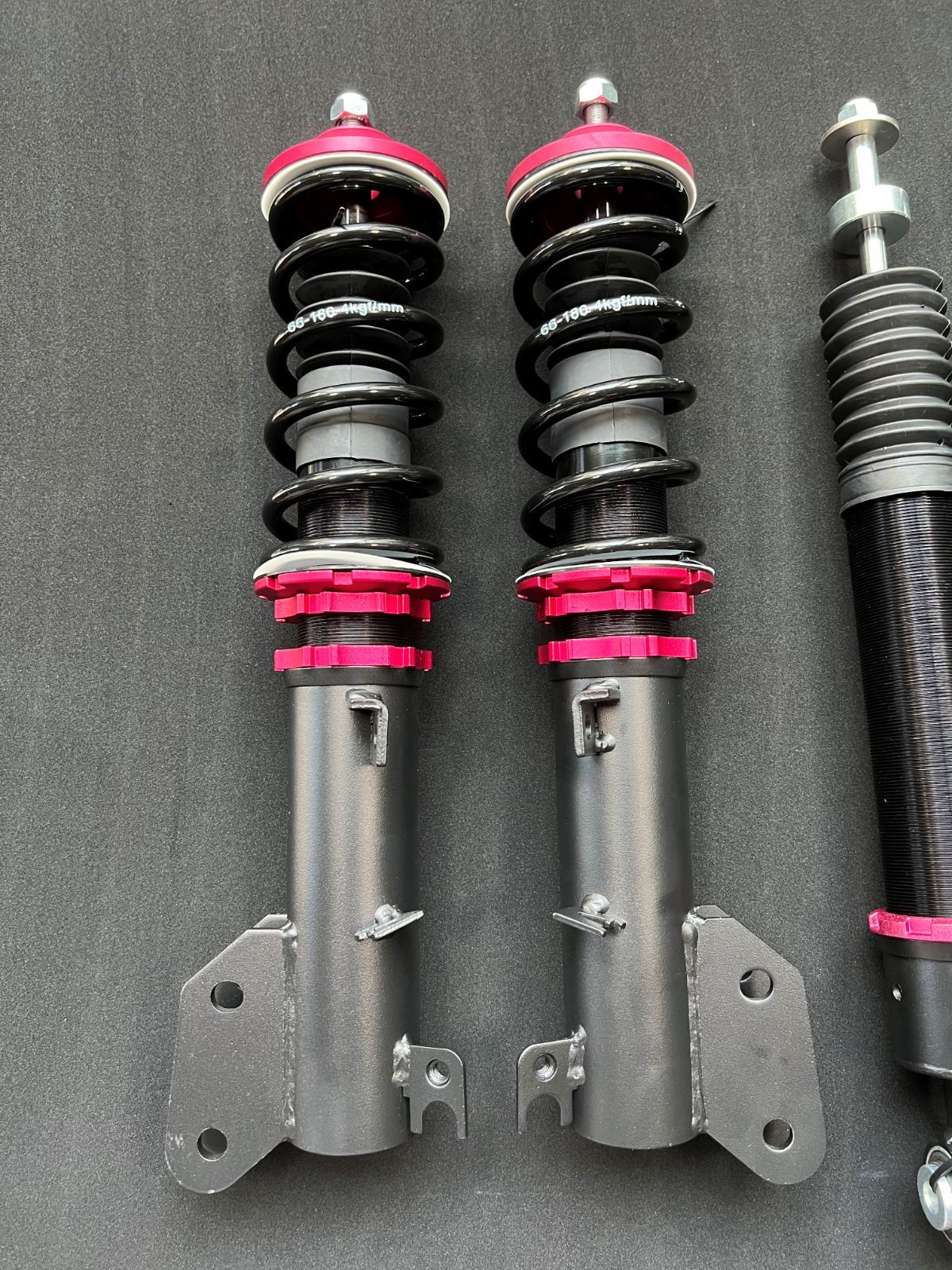 ☆新品☆送料無料！ ホンダ N BOX カスタム エヌボックス プラス 減衰