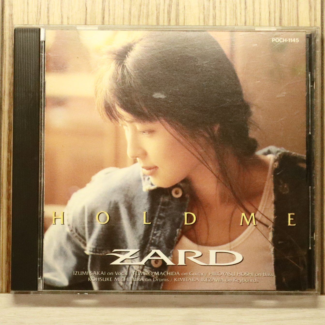 国内盤CD☆ザード/ZARD□ HOLD ME 【POCH1145/4988005103789