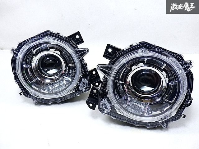 ジムニーシエラ　JB74W 新車外し　純正LEDヘッドライト ジムニーシエラ JB74W 新車外し 純正LEDヘッドライト ジムニーシエラ