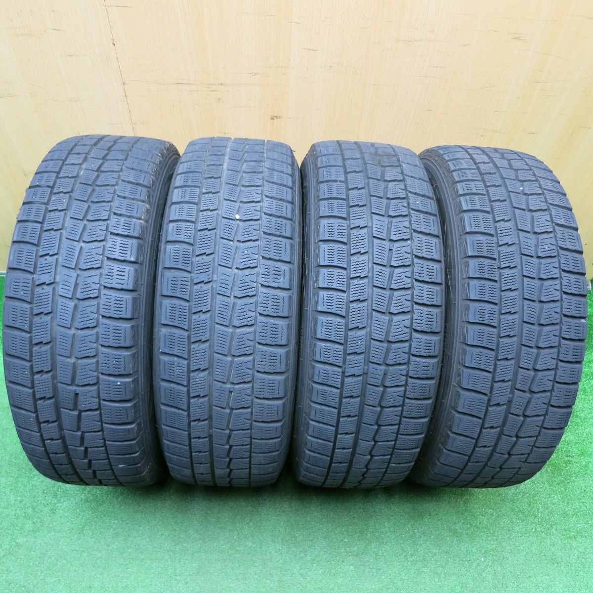 4本価格☆スタッドレス 205/60R16 ダンロップ ウインターマックス WM01