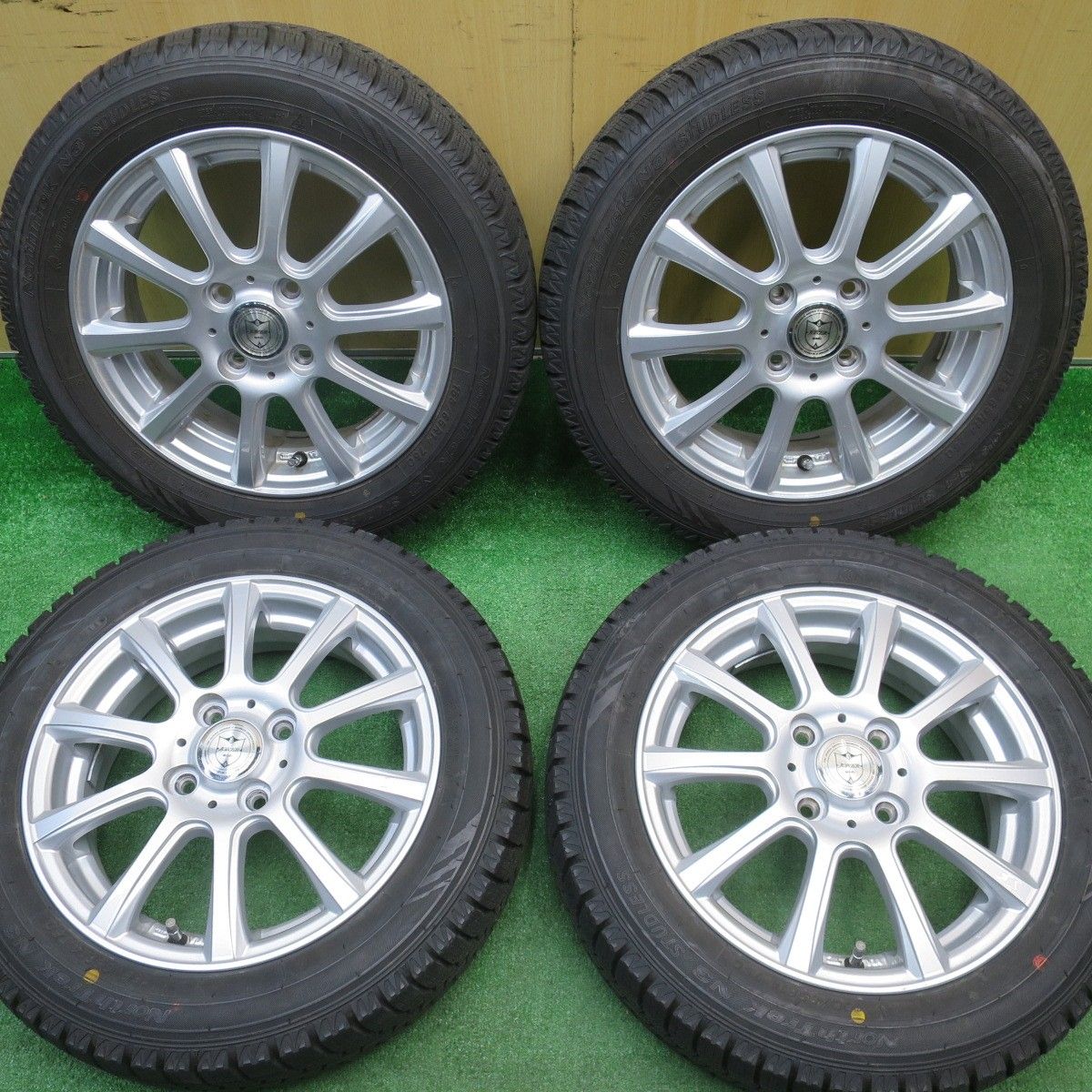 バリ溝 キレイ 9 5分 スタッドレス 155 65 R 14 オートバックス ノーストレック N 3 JOKER ジョーカー 14インチ PCD 100 4 H ス