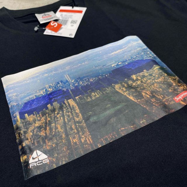 Supreme 22aw Nike ACG Grid Tee 