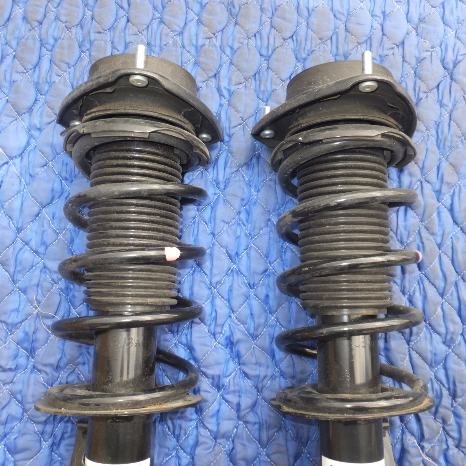 送料無料] ☆トヨタ TOYOTA 純正 86 ZN6 サスペンション 20310CA100