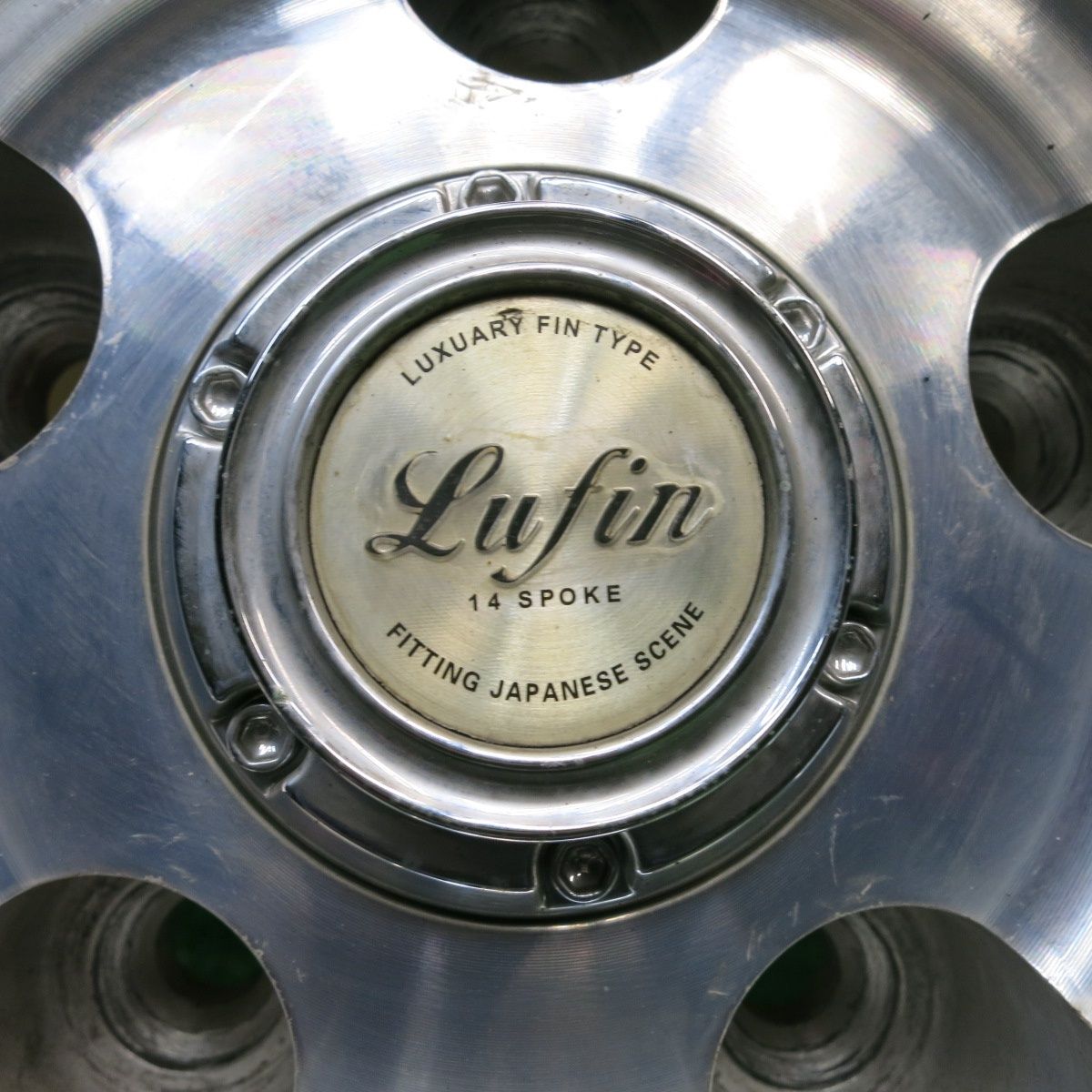 バリ溝！8.5分☆スタッドレス 215/60R16 ヨコハマ アイスガード iG60