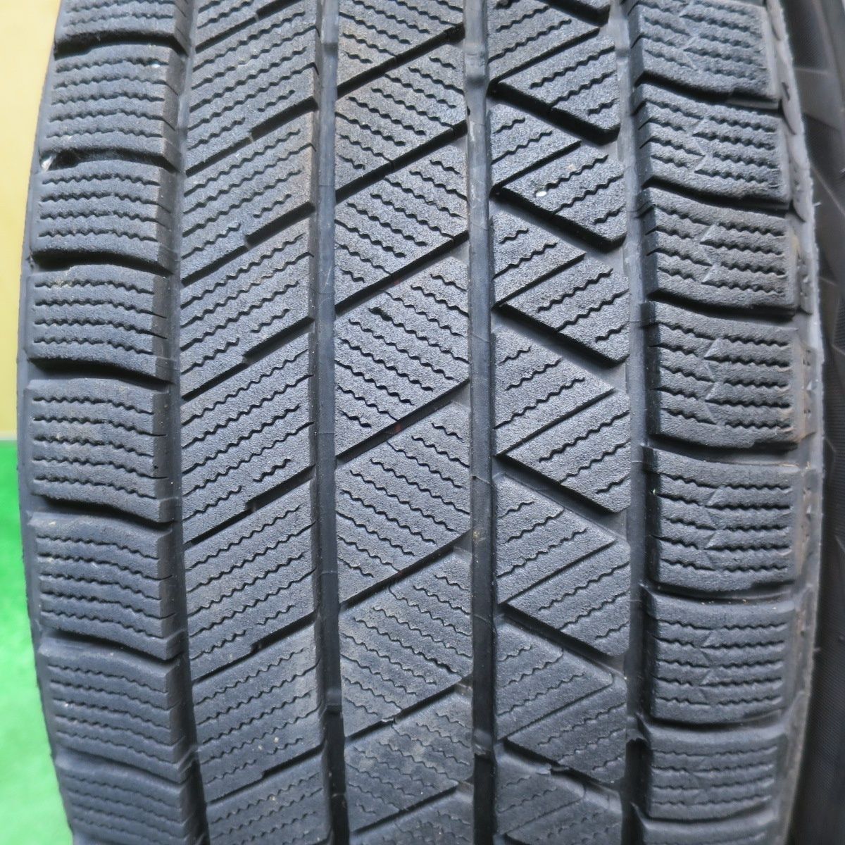 バリ溝！23年！キレイ！8.5分☆スタッドレス 195/65R15 ブリヂストン